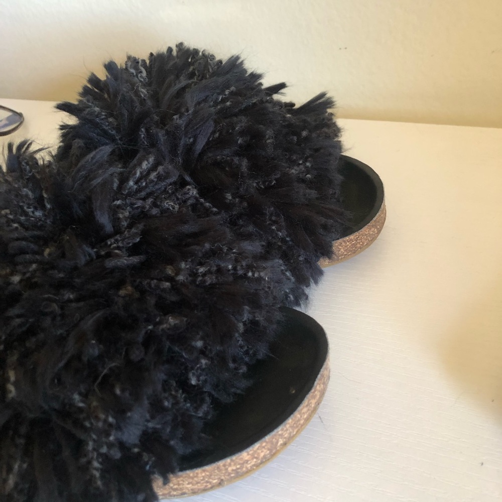 Ugg | Cindi Sandals - Picture 7 of 7